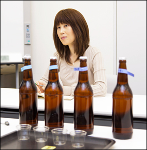 サントリー酒類株式会社 ビール事業部 ビール品質開発研究部 乾隆子様